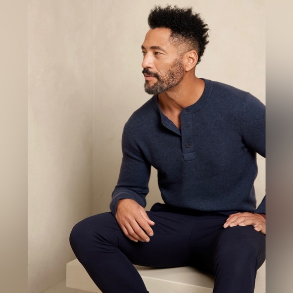 Banana Republic Other - Banana Republic Henley waffle sweater. Size Med.